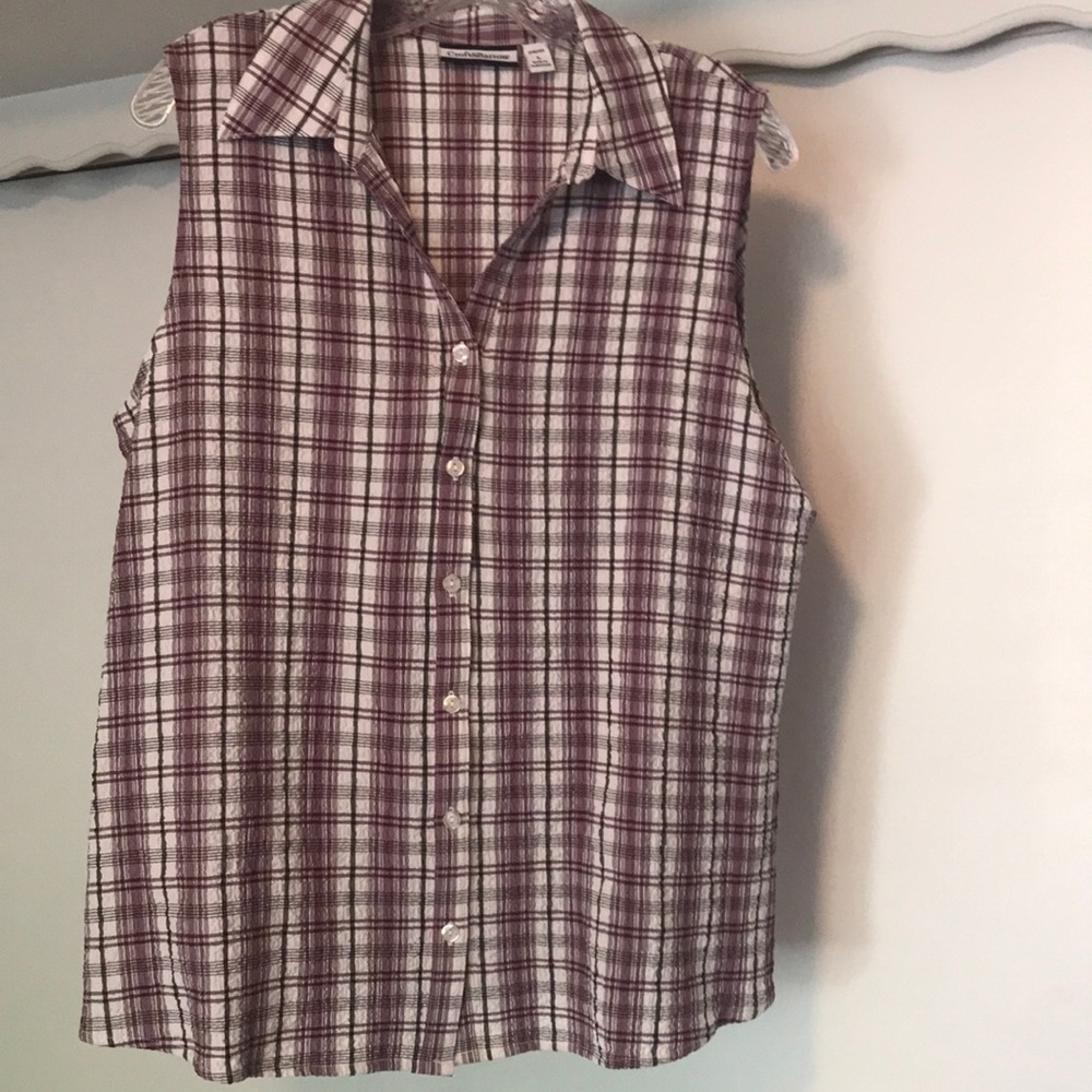 Croft&Barrow plaid sleeveless button down